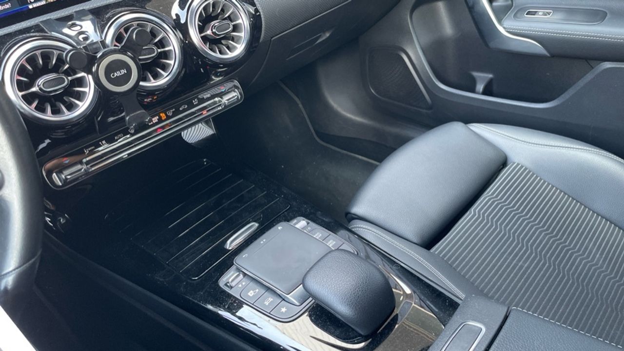 mercedes-clase-a-a-180-d-imagen-17