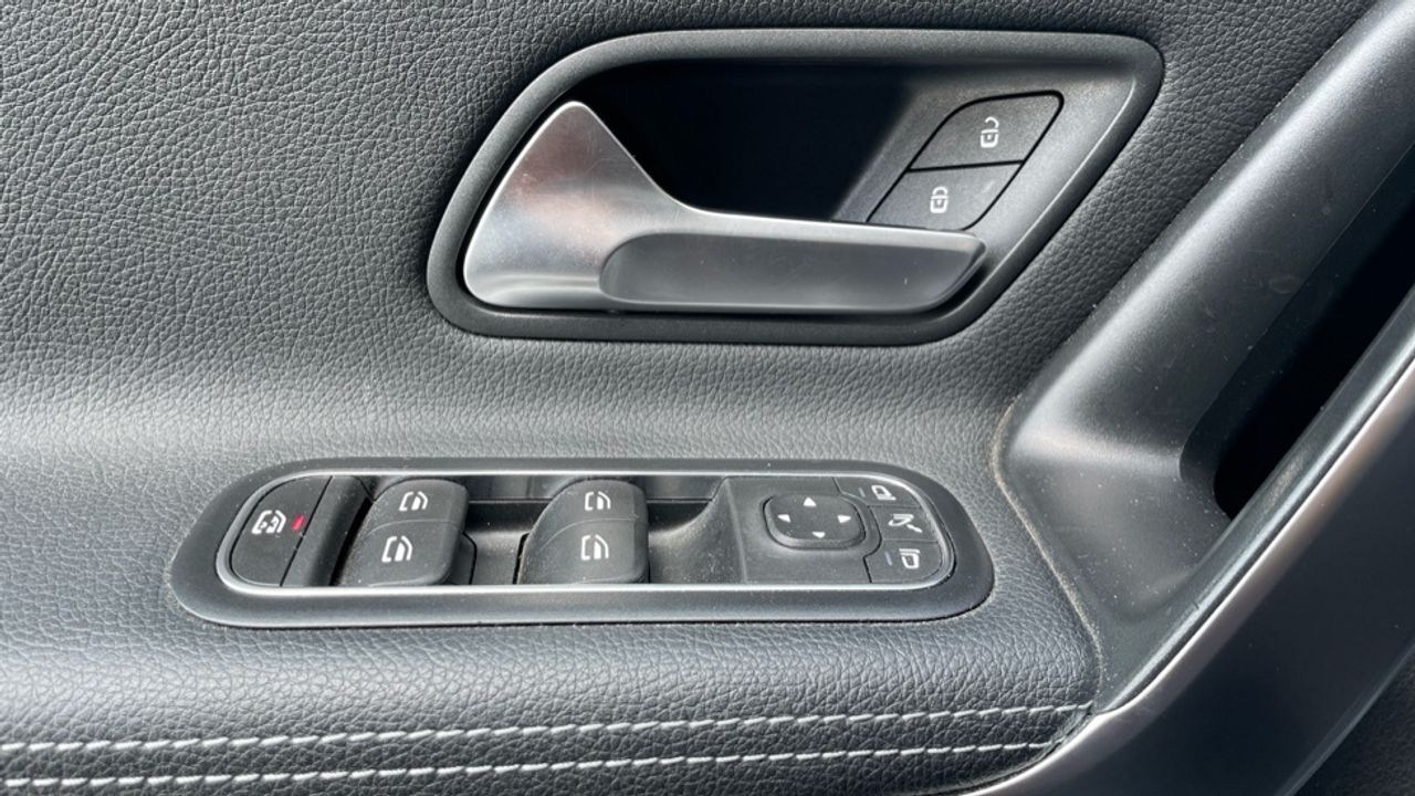 mercedes-clase-a-a-180-d-imagen-18