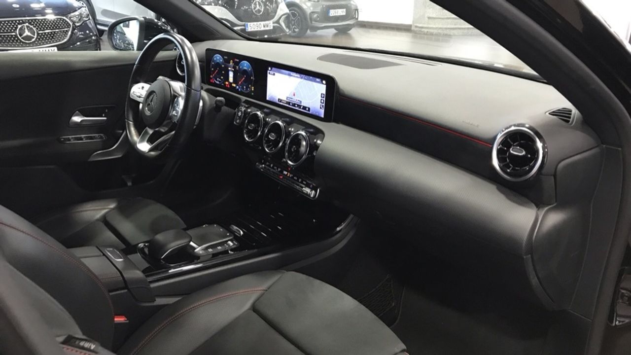 mercedes-clase-a-sedan-a-180-d-imagen-9