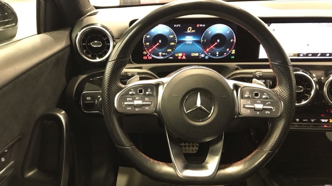 mercedes-clase-a-sedan-a-180-d-imagen-8