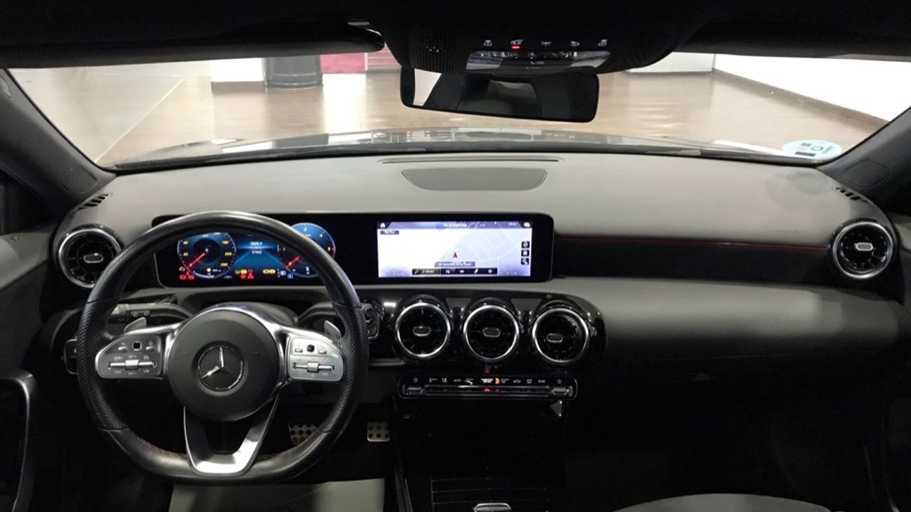 mercedes-clase-a-sedan-a-180-d-imagen-7