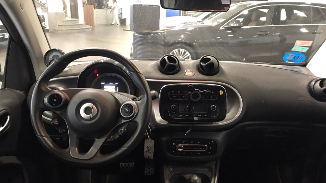 smart-fortwo-60kw81cv-electric-drive-coupe-imagen-7