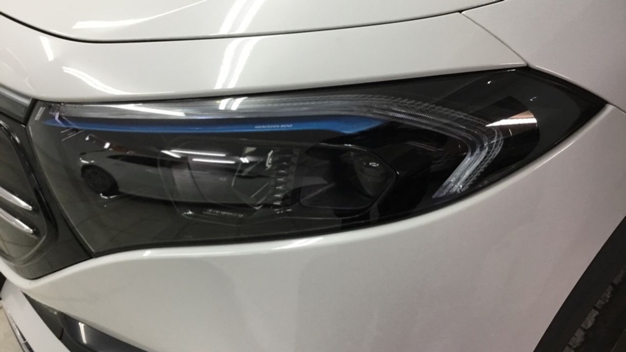mercedes-eqa-eqa-250+-imagen-13