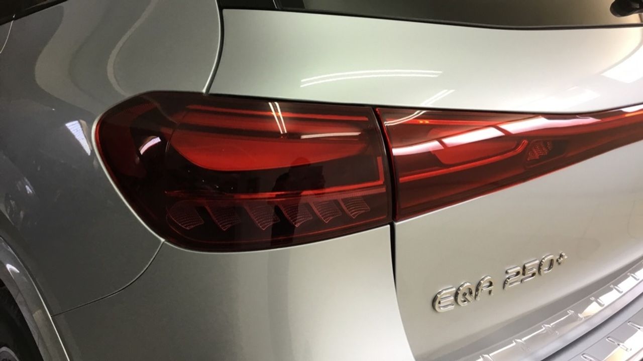 mercedes-eqa-eqa-250+-imagen-20