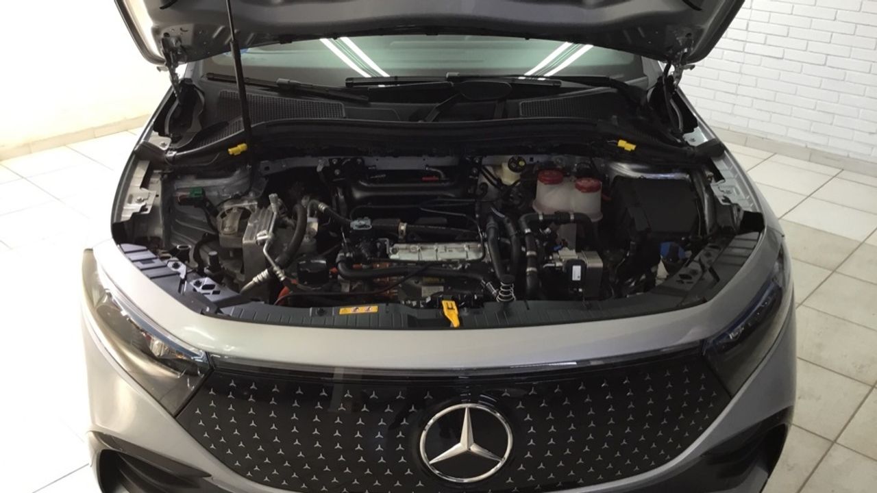 mercedes-eqa-eqa-250+-imagen-15