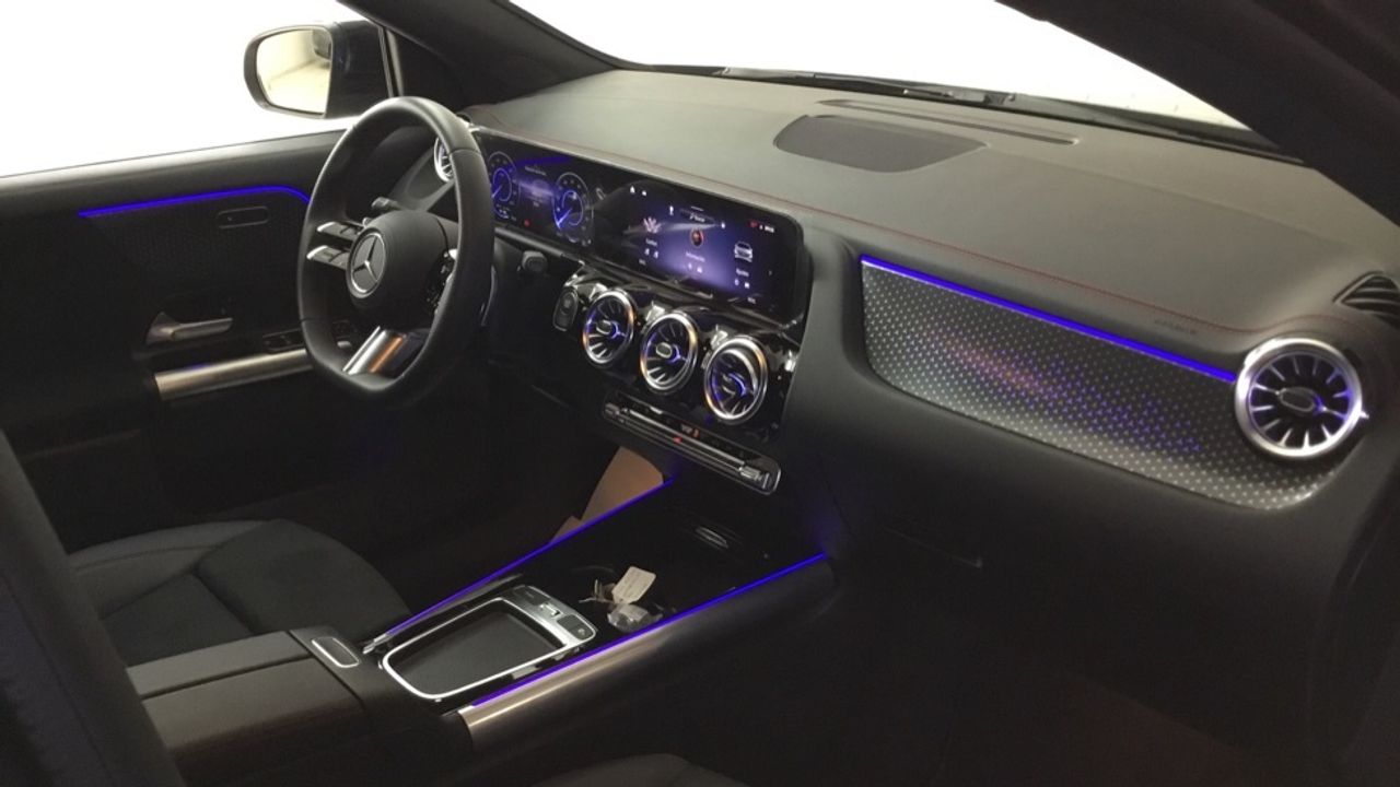 mercedes-eqa-eqa-250+-imagen-9
