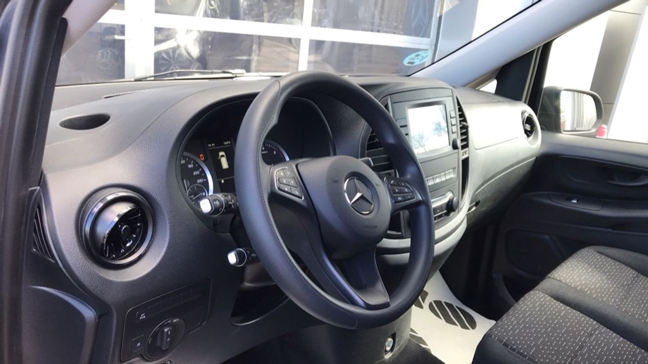 mercedes-vito-116-cdi-tourer-pro-larga-imagen-5
