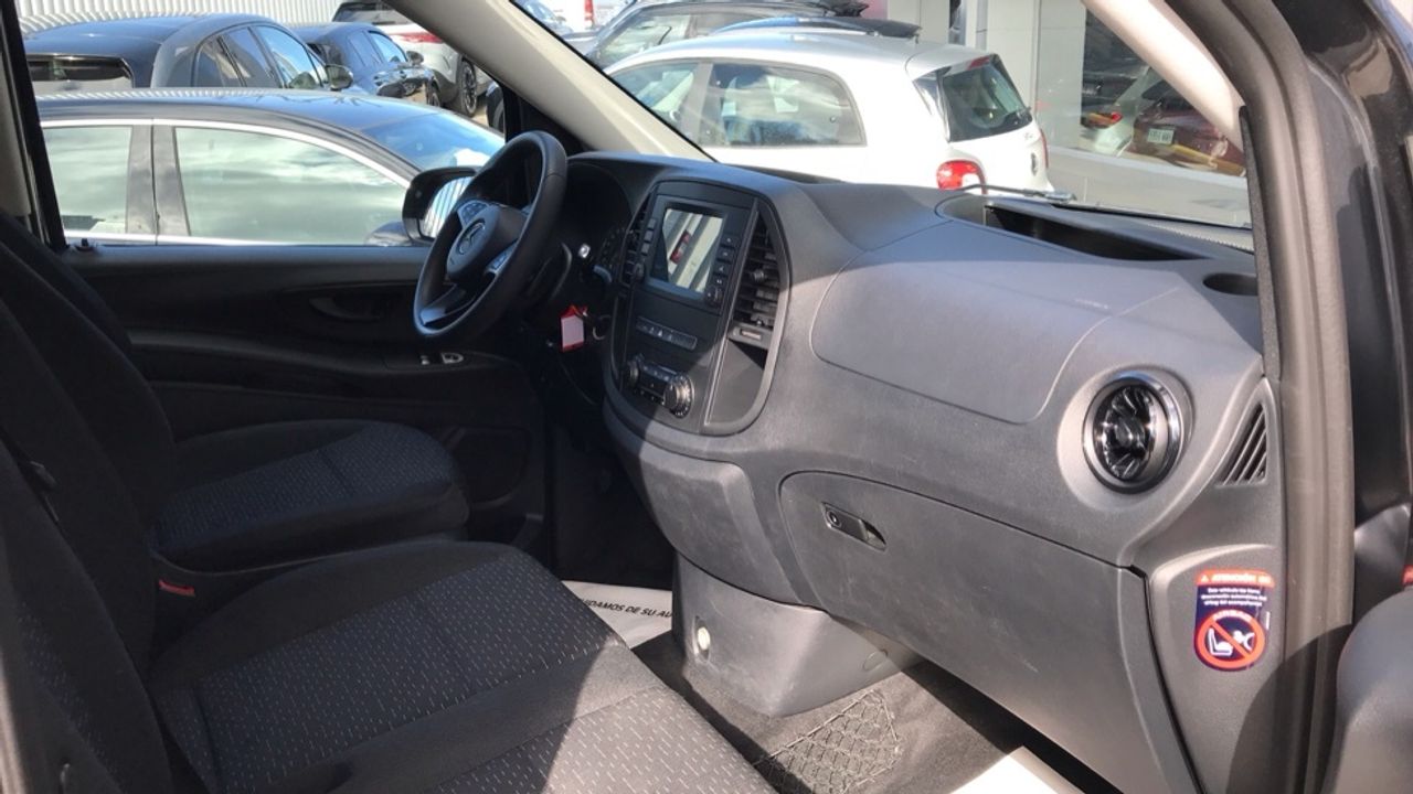 mercedes-vito-116-cdi-tourer-pro-larga-imagen-7
