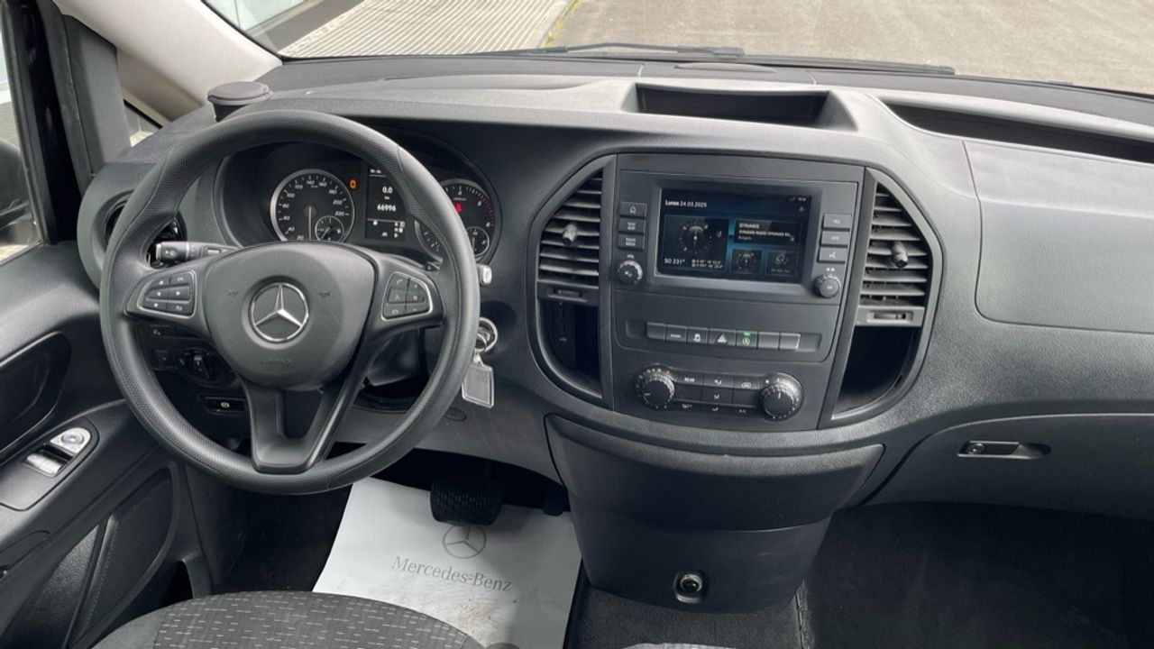 mercedes-vito-116-cdi-tourer-pro-larga-imagen-8