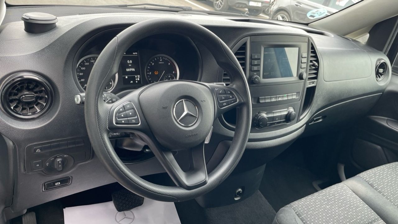 mercedes-vito-116-cdi-tourer-pro-larga-imagen-9