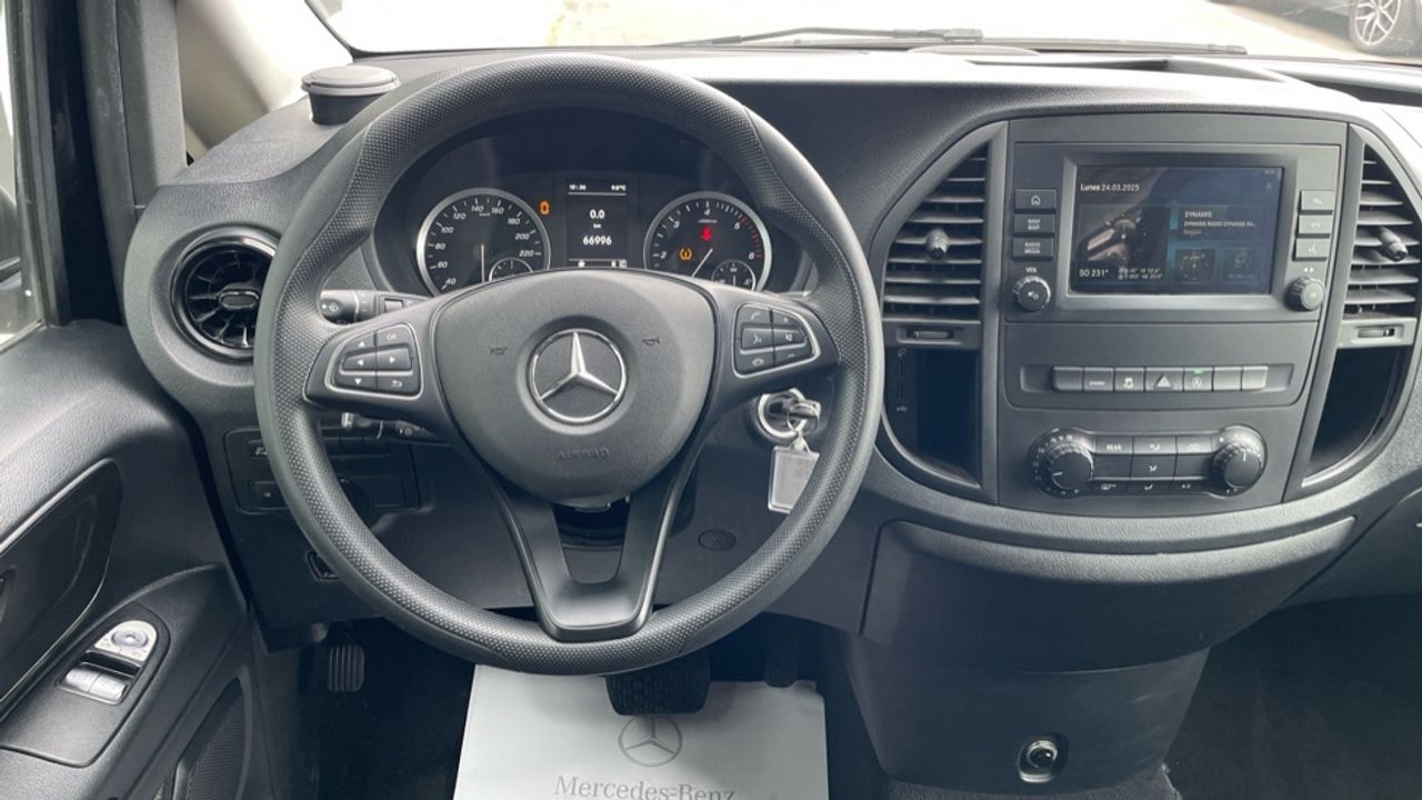 mercedes-vito-116-cdi-tourer-pro-larga-imagen-5