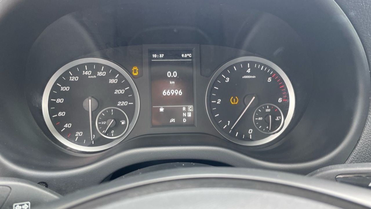 mercedes-vito-116-cdi-tourer-pro-larga-imagen-10