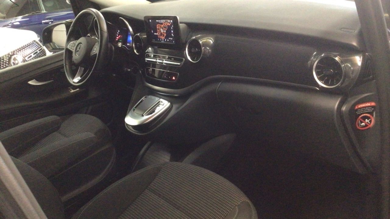 mercedes-clase-v-v-250-d-6d-largo-imagen-9