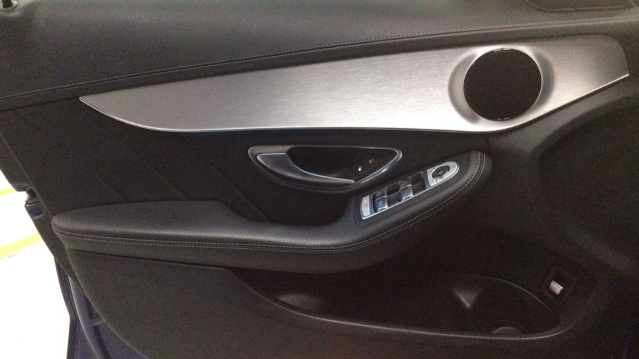 mercedes-clase-c-mercedes-amg-c-43-4matic-imagen-24