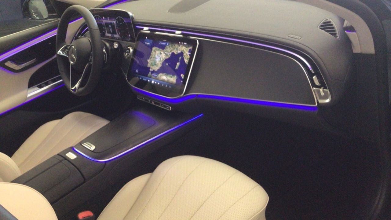 mercedes-clase-e-e-220-d-4matic-estate-imagen-9