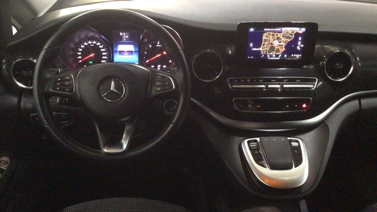 mercedes-clase-v-250-d-largo-imagen-8