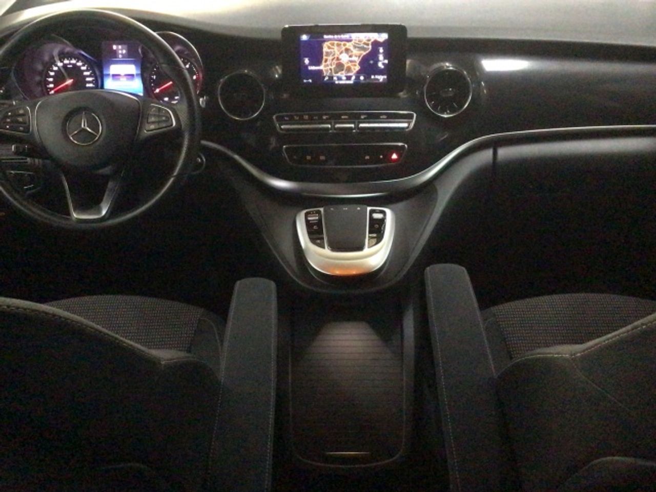 mercedes-clase-v-250-d-largo-imagen-7