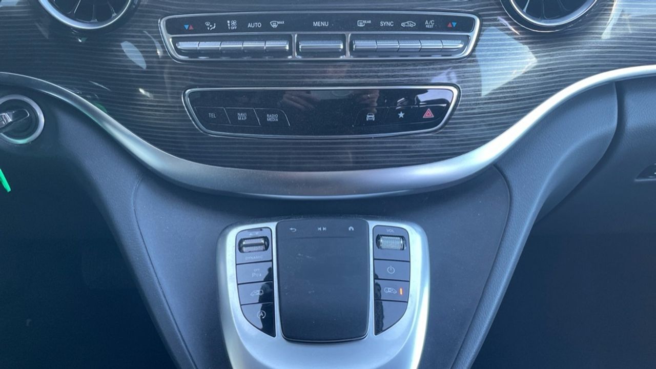 mercedes-clase-v-220-d-6d-avantgarde-largo-imagen-22