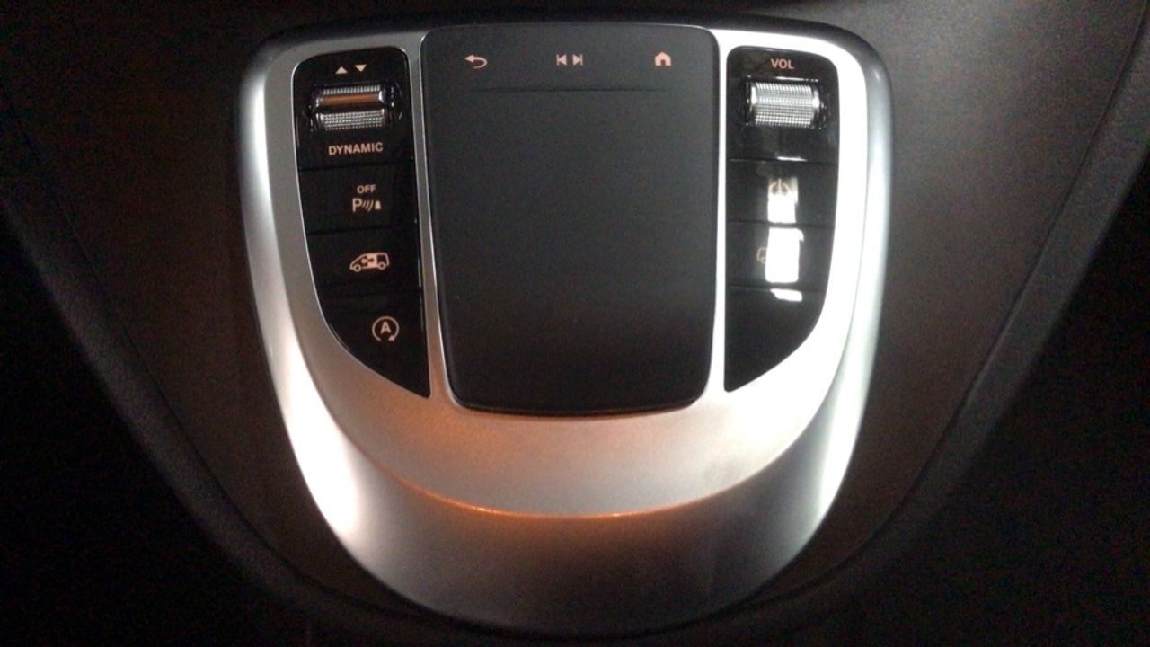 mercedes-clase-v-220-d-6d-avantgarde-largo-imagen-18