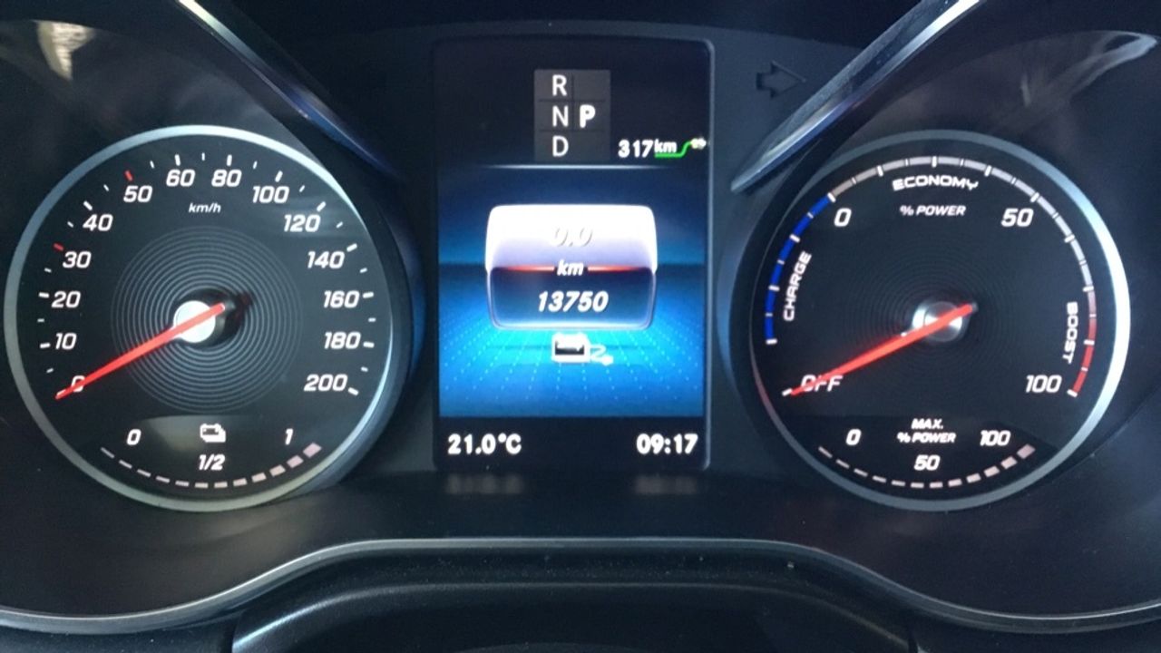 mercedes-clase-v-eqv-300-largo-imagen-10