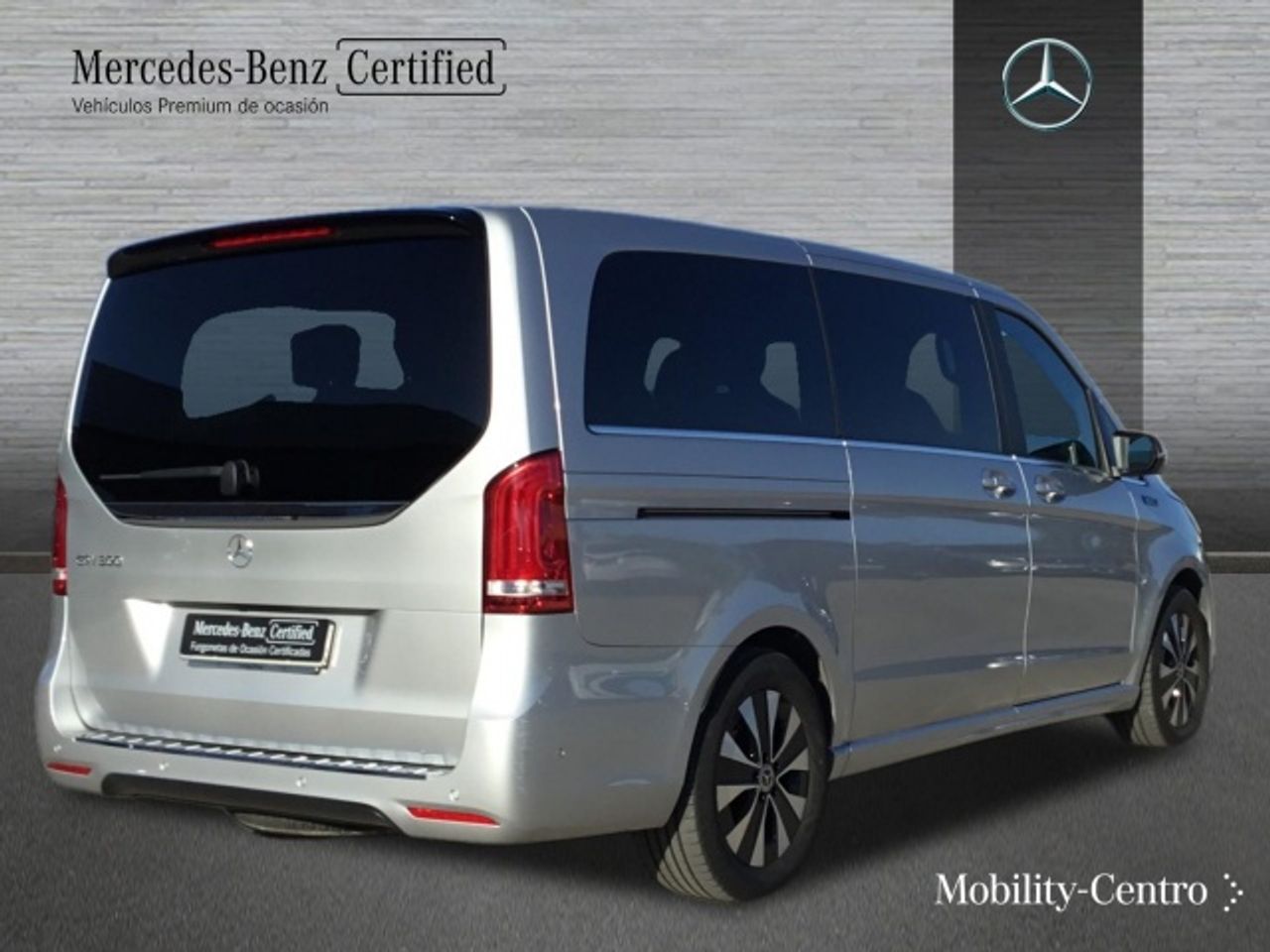 mercedes-clase-v-eqv-300-largo-imagen-1
