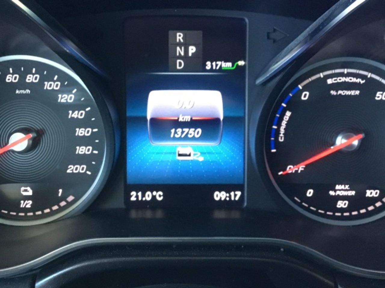 mercedes-clase-v-eqv-300-largo-imagen-10