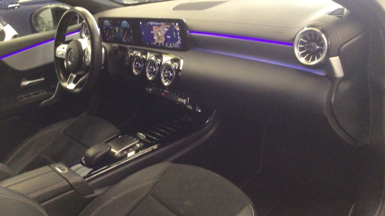 mercedes-clase-a-a-200-d-imagen-9
