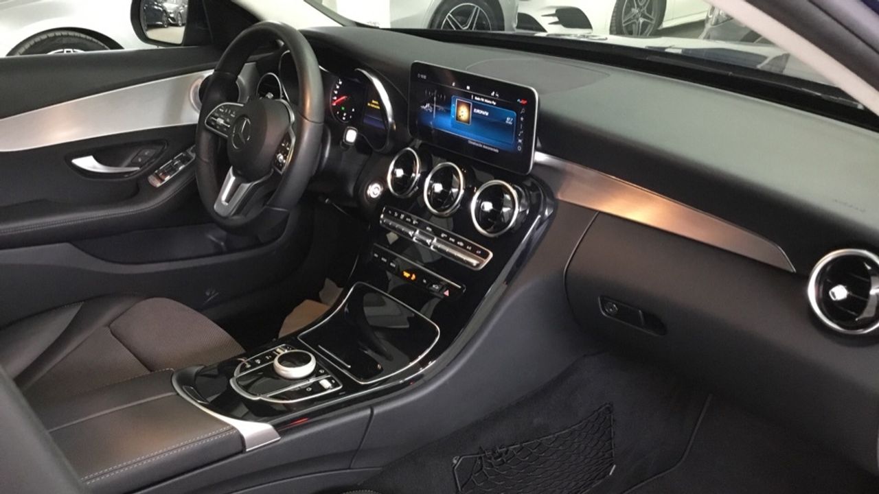 mercedes-clase-c-c-220-d-estate-imagen-9