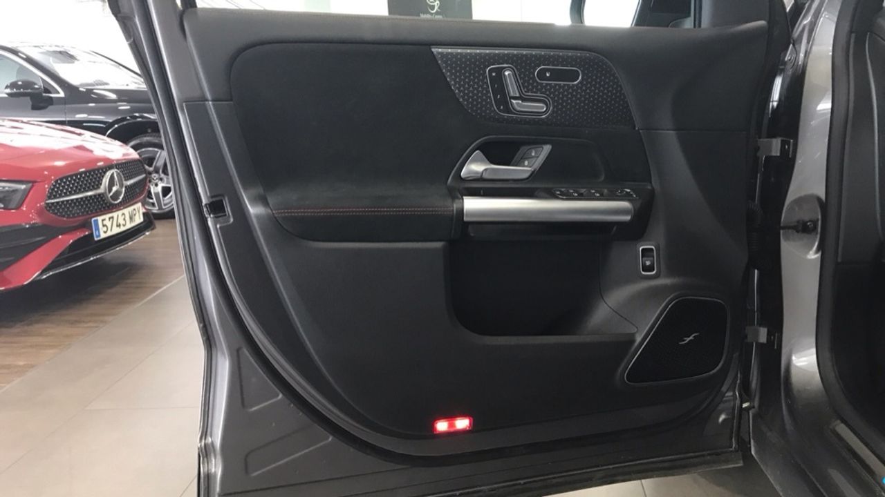 mercedes-eqa-eqa-250+-imagen-19