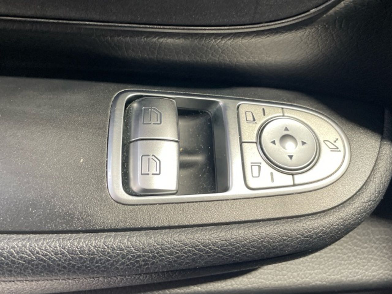 mercedes-clase-v-250d-largo-imagen-10