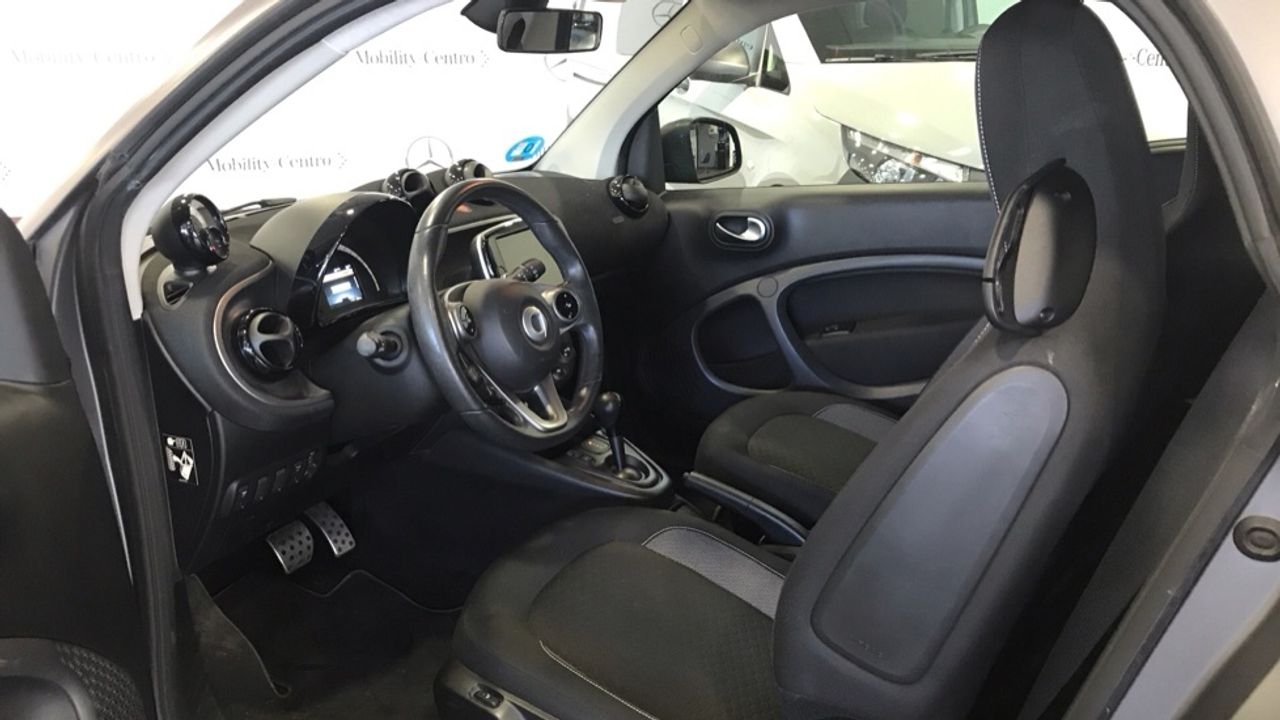 smart-fortwo-60kw81cv-eq-coupe-imagen-5
