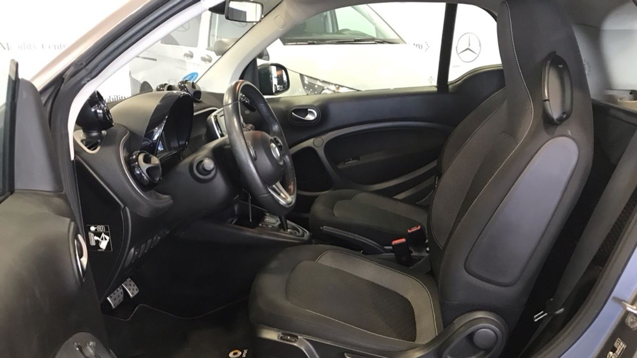 smart-fortwo-60kw81cv-eq-coupe-imagen-6