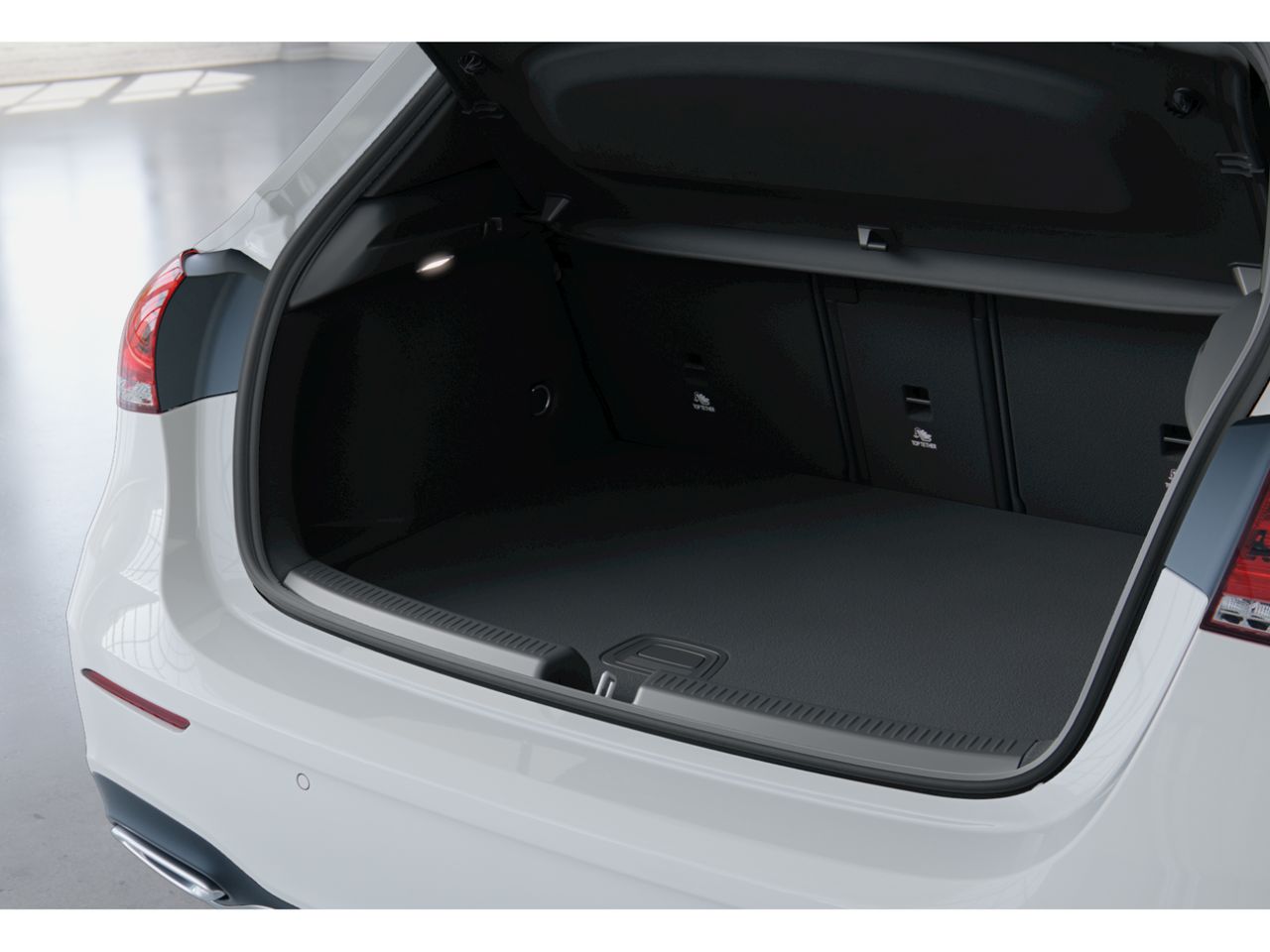 mercedes-clase-a-sedan-a-250-e-imagen-12
