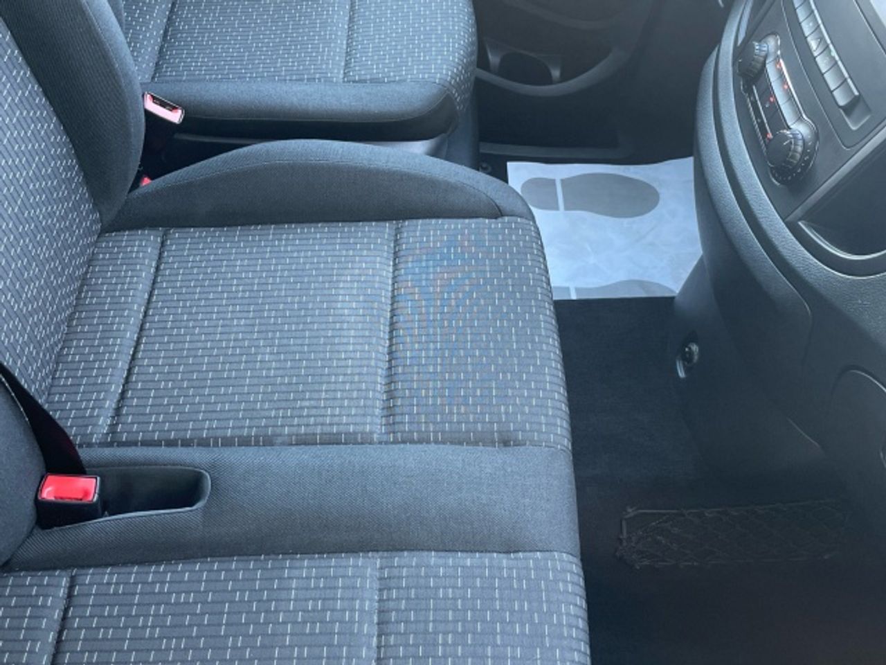 mercedes-vito-116-cdi-tourer-pro-larga-imagen-8