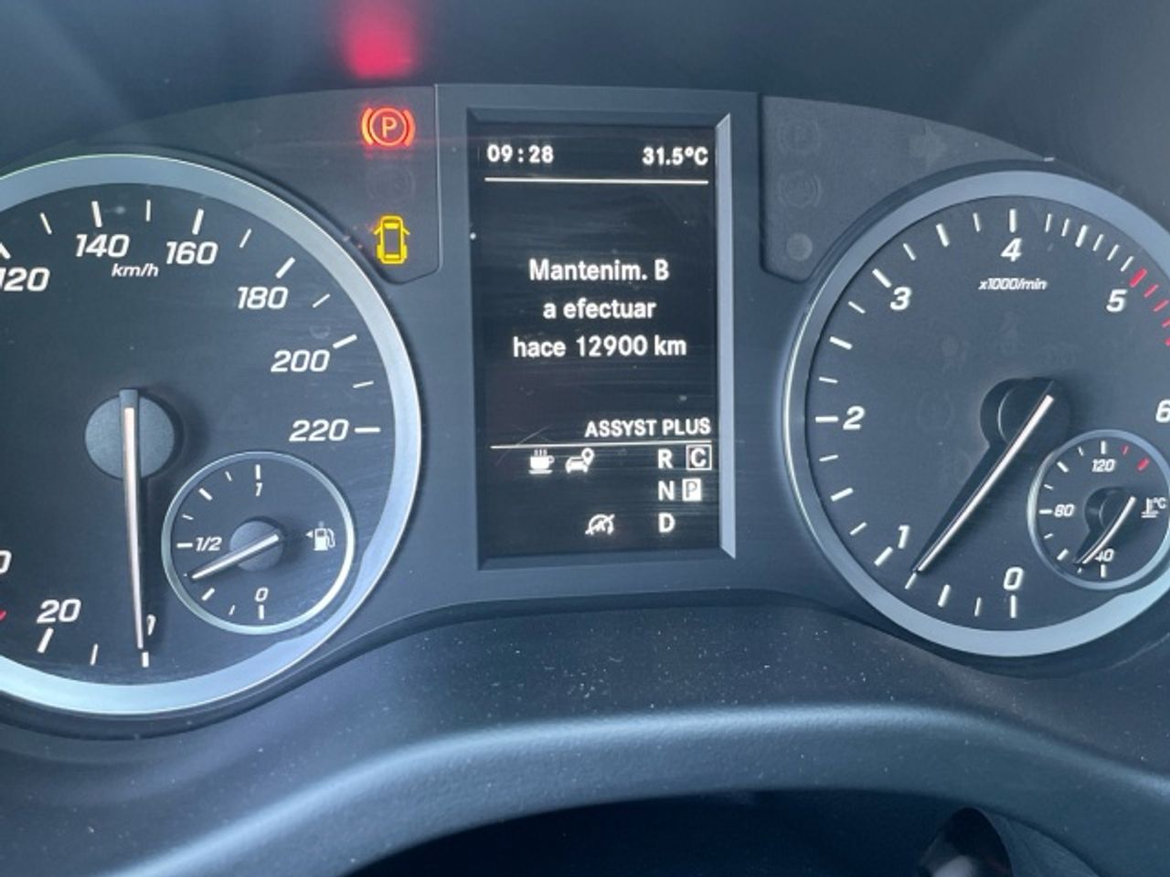 mercedes-vito-116-cdi-tourer-pro-larga-imagen-9