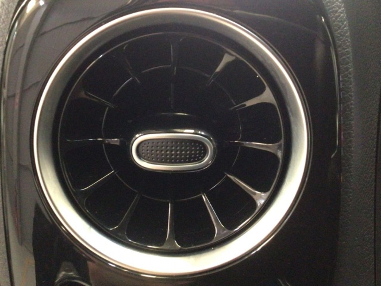 mercedes-vito-116-cdi-tourer-pro-larga-imagen-20