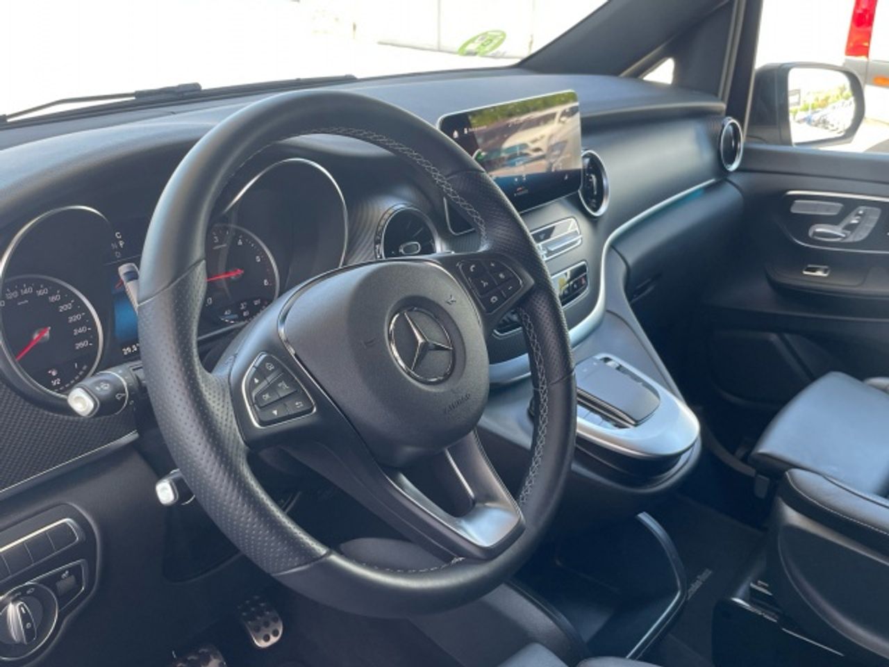 mercedes-clase-v-220d-6d-avantgarde-largo-imagen-5