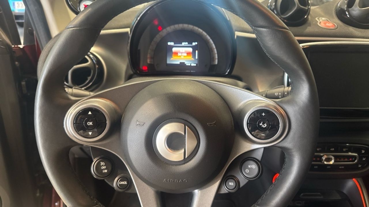smart-fortwo-60kw81cv-eq-coupe-imagen-8