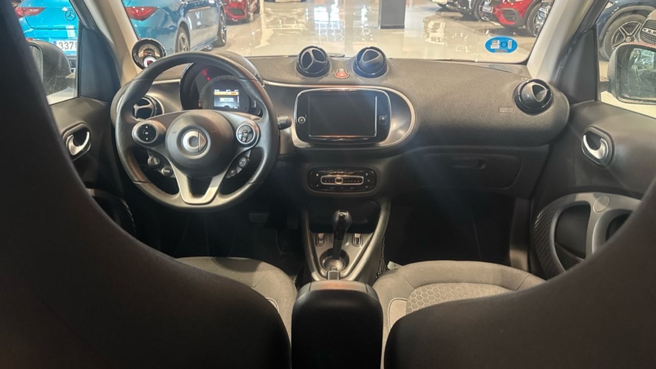 smart-fortwo-60kw81cv-eq-coupe-imagen-7