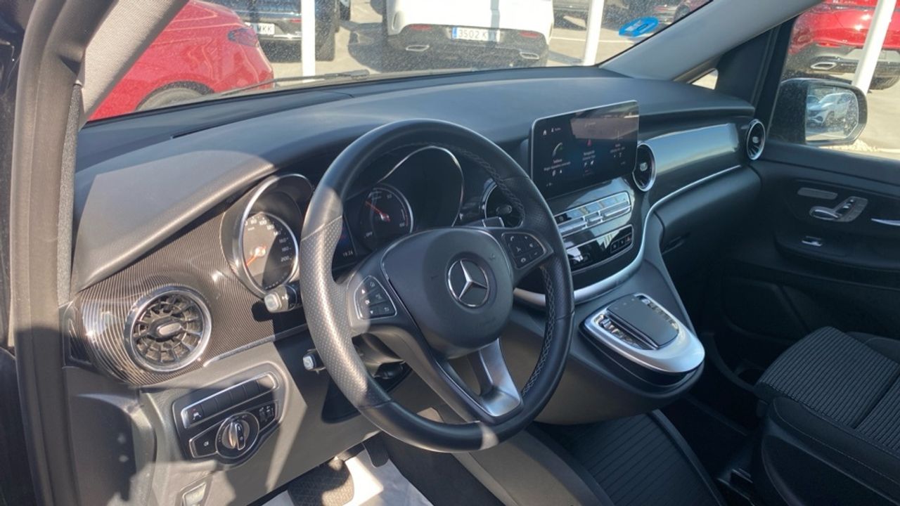 mercedes-eqv-300-larga-imagen-8