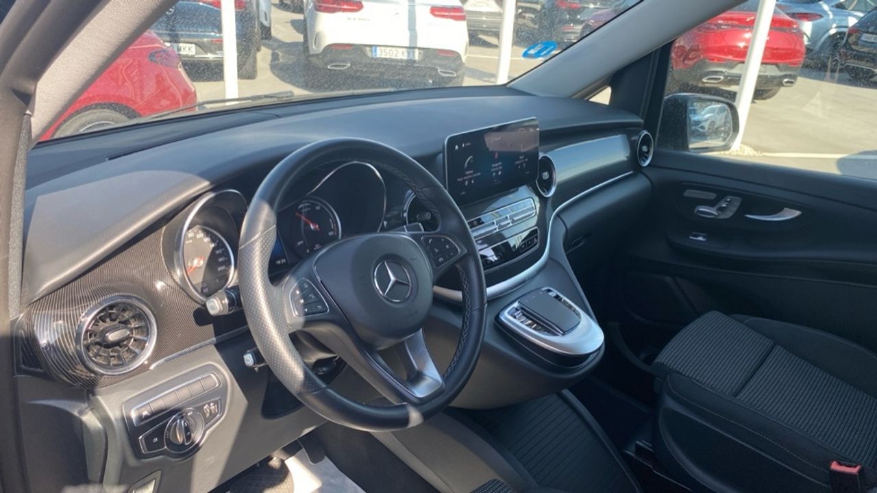 mercedes-eqv-300-larga-imagen-5