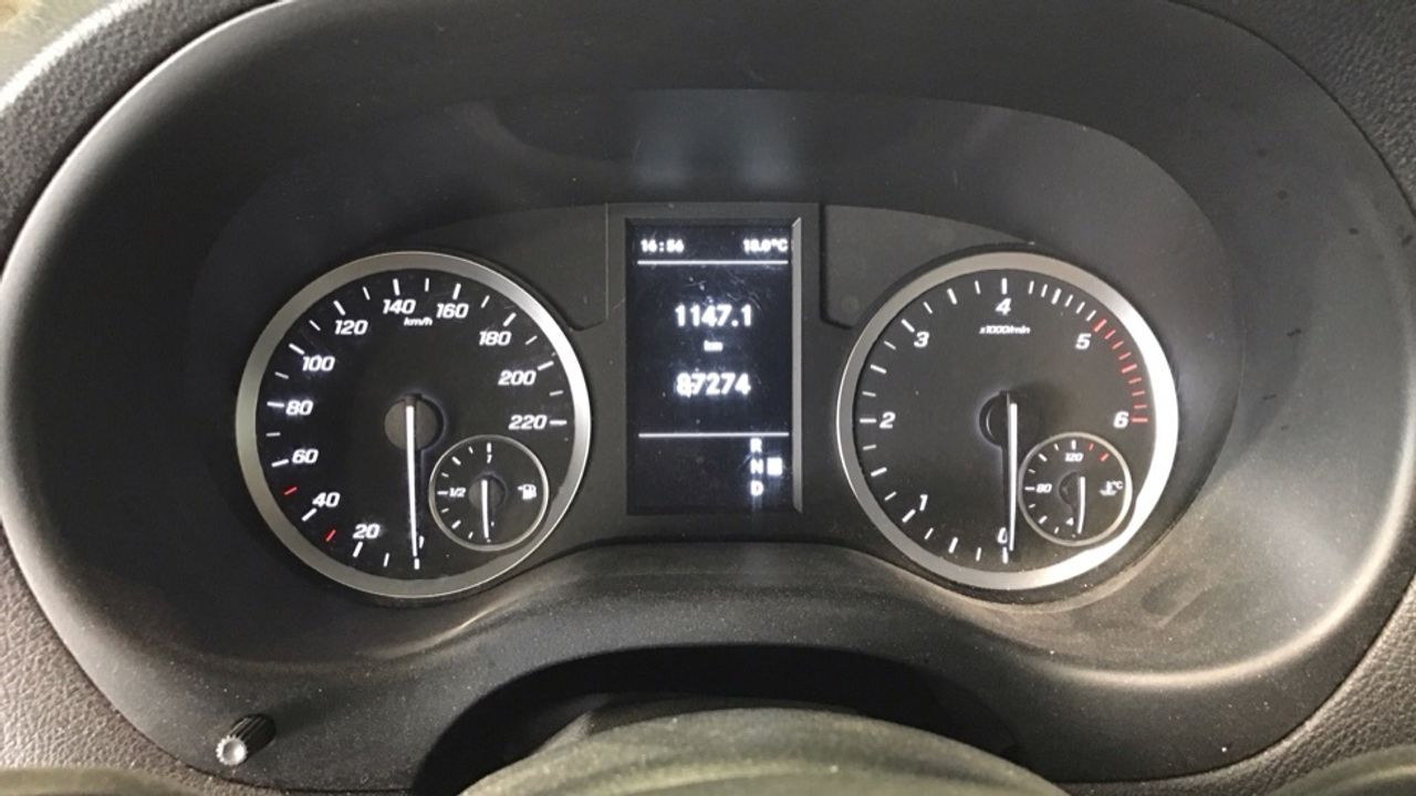 mercedes-vito-116-cdi-tourer-pro-larga-imagen-10