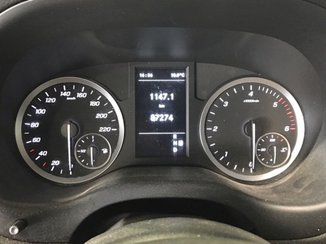 mercedes-vito-116-cdi-tourer-pro-larga-imagen-10