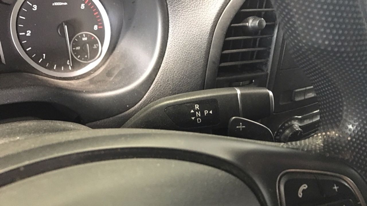 mercedes-vito-116-cdi-tourer-pro-larga-imagen-14