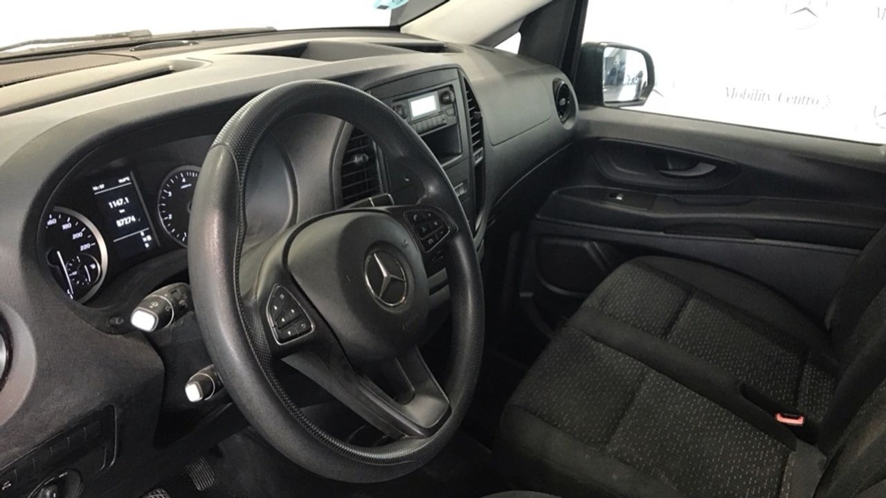 mercedes-vito-116-cdi-tourer-pro-larga-imagen-5