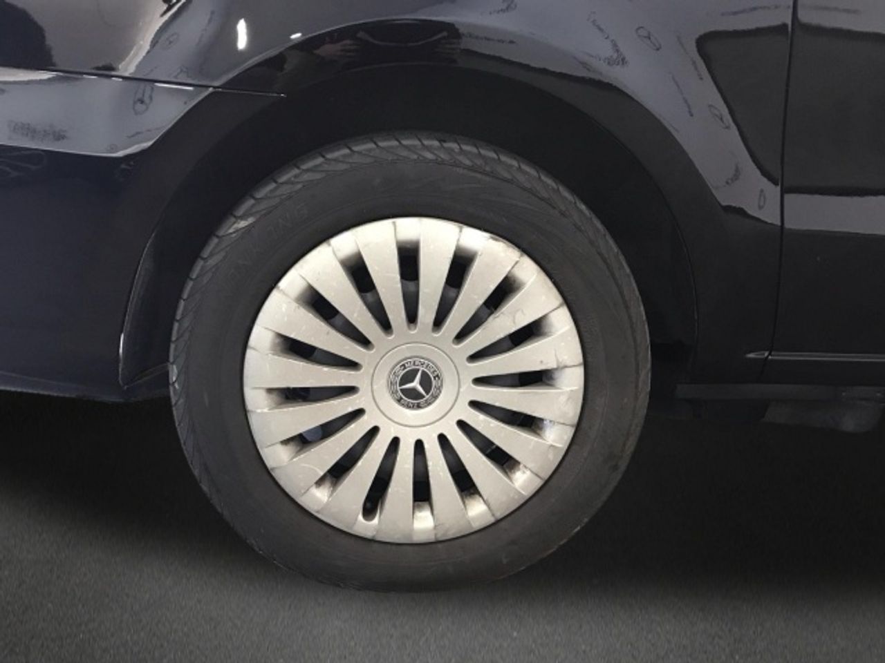 mercedes-vito-116-cdi-tourer-pro-larga-imagen-4