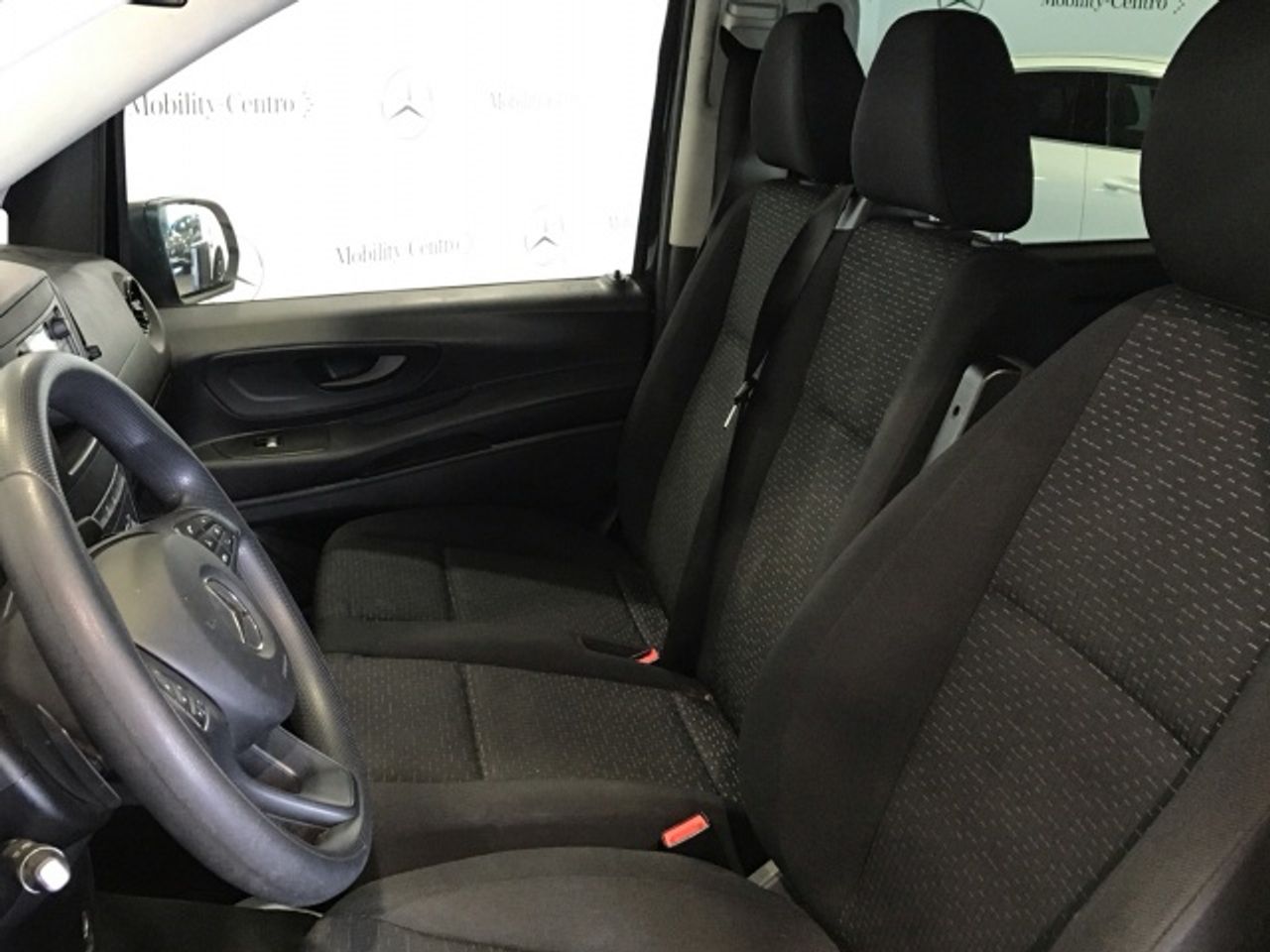 mercedes-vito-116-cdi-tourer-pro-larga-imagen-17