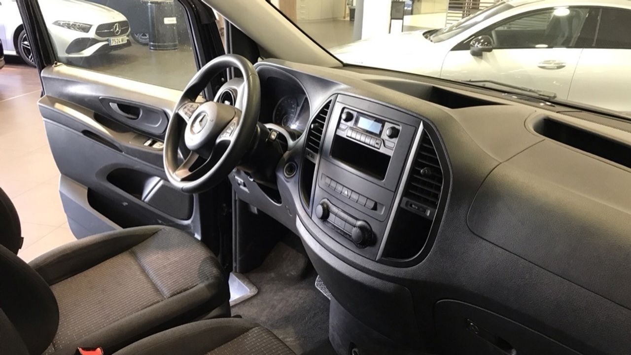 mercedes-vito-116-cdi-tourer-pro-larga-imagen-7
