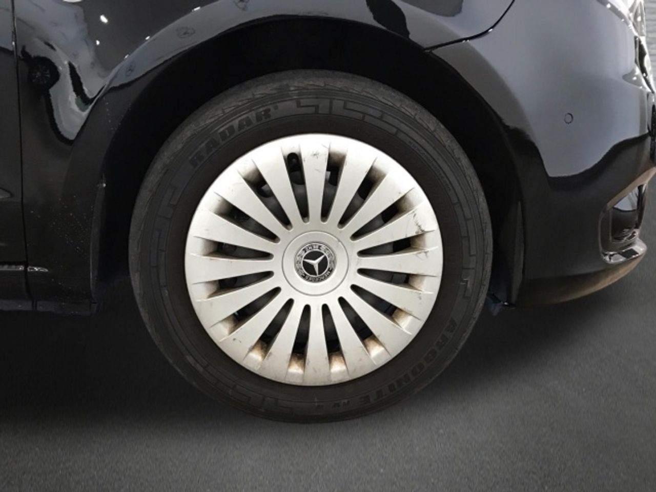 mercedes-vito-116-cdi-tourer-pro-larga-imagen-4
