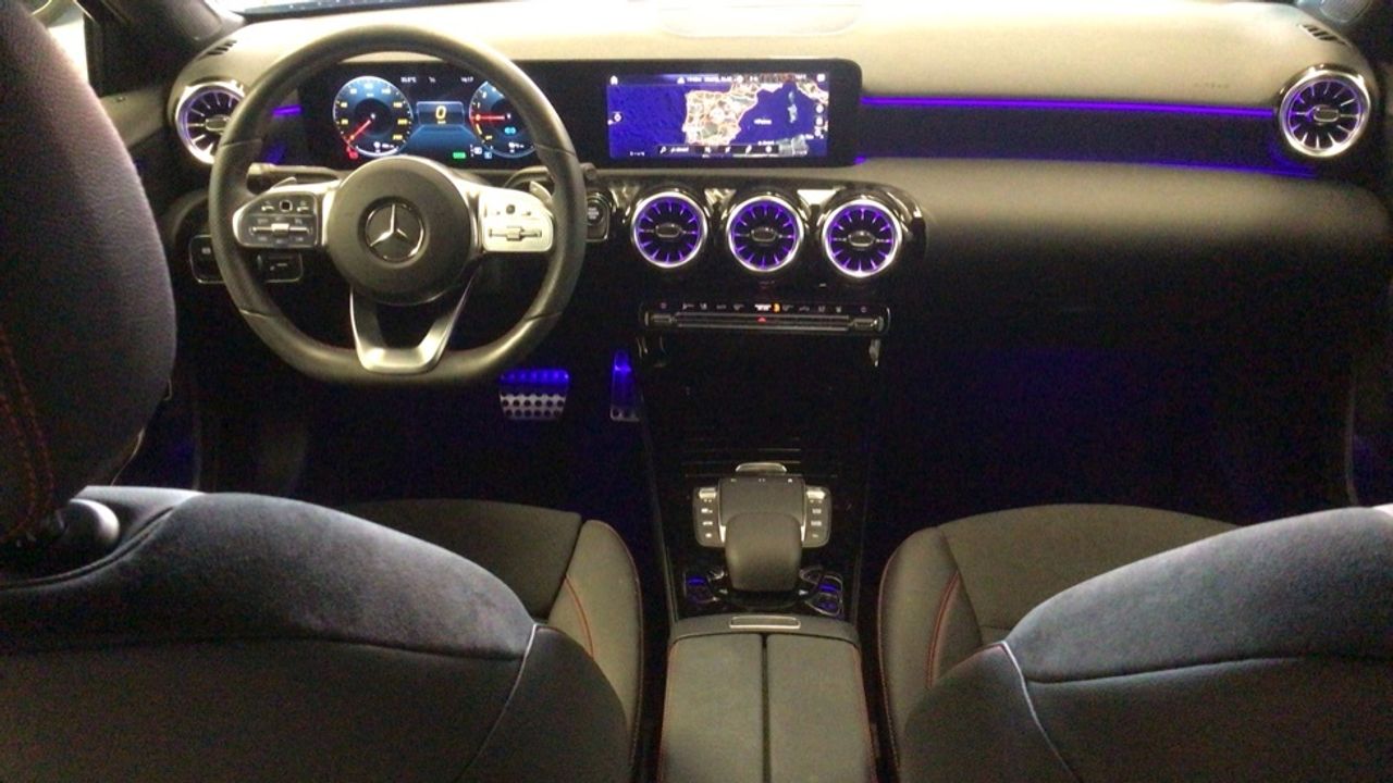 mercedes-clase-a-sedan-a-250-e-imagen-7